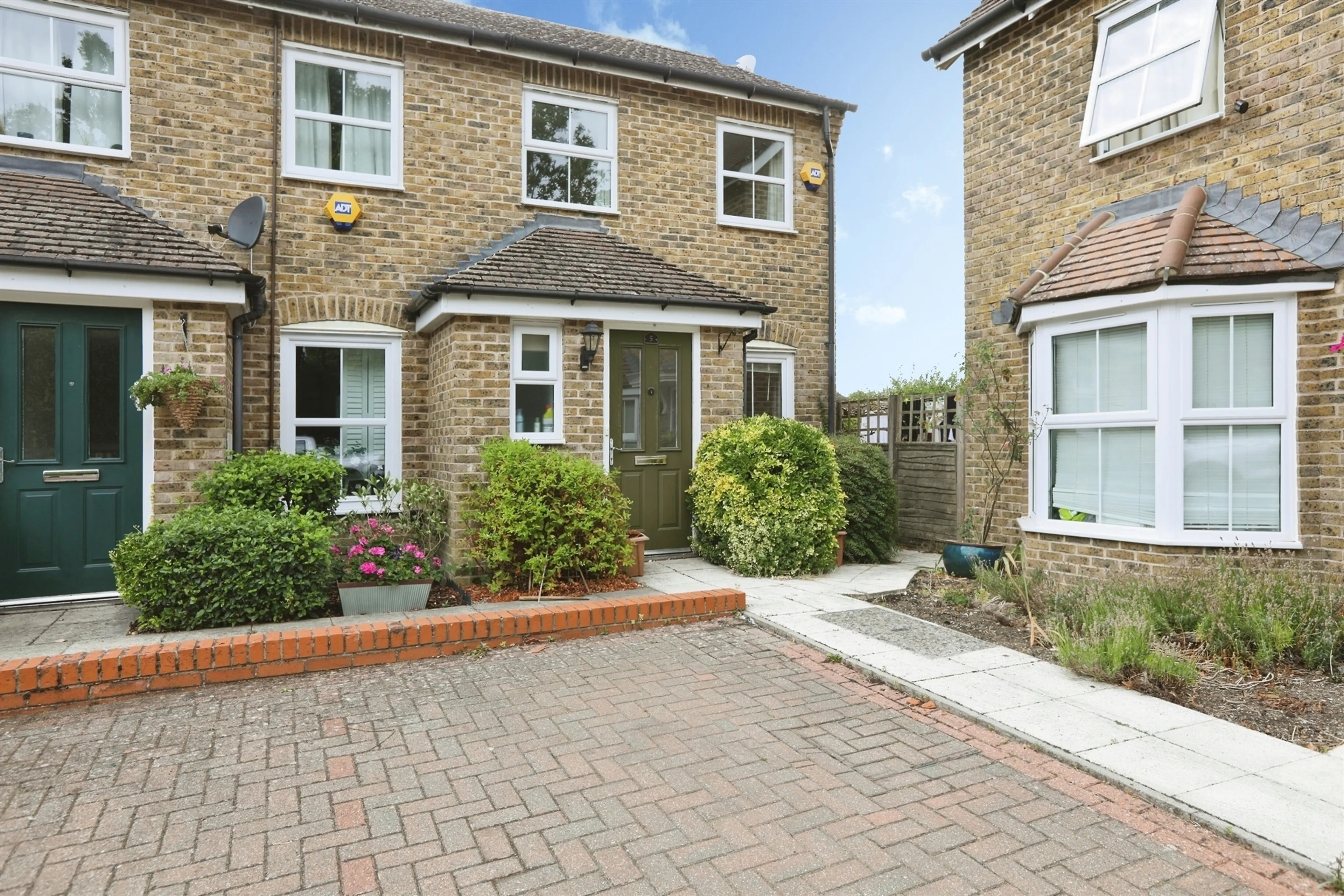 Property photo 0