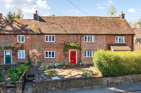 Upper Hale Road, Farnham, GU9