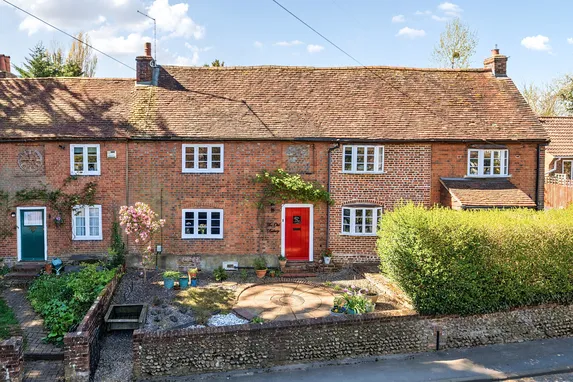 Upper Hale Road, Farnham, GU9