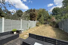Slades Gardens, ENFIELD