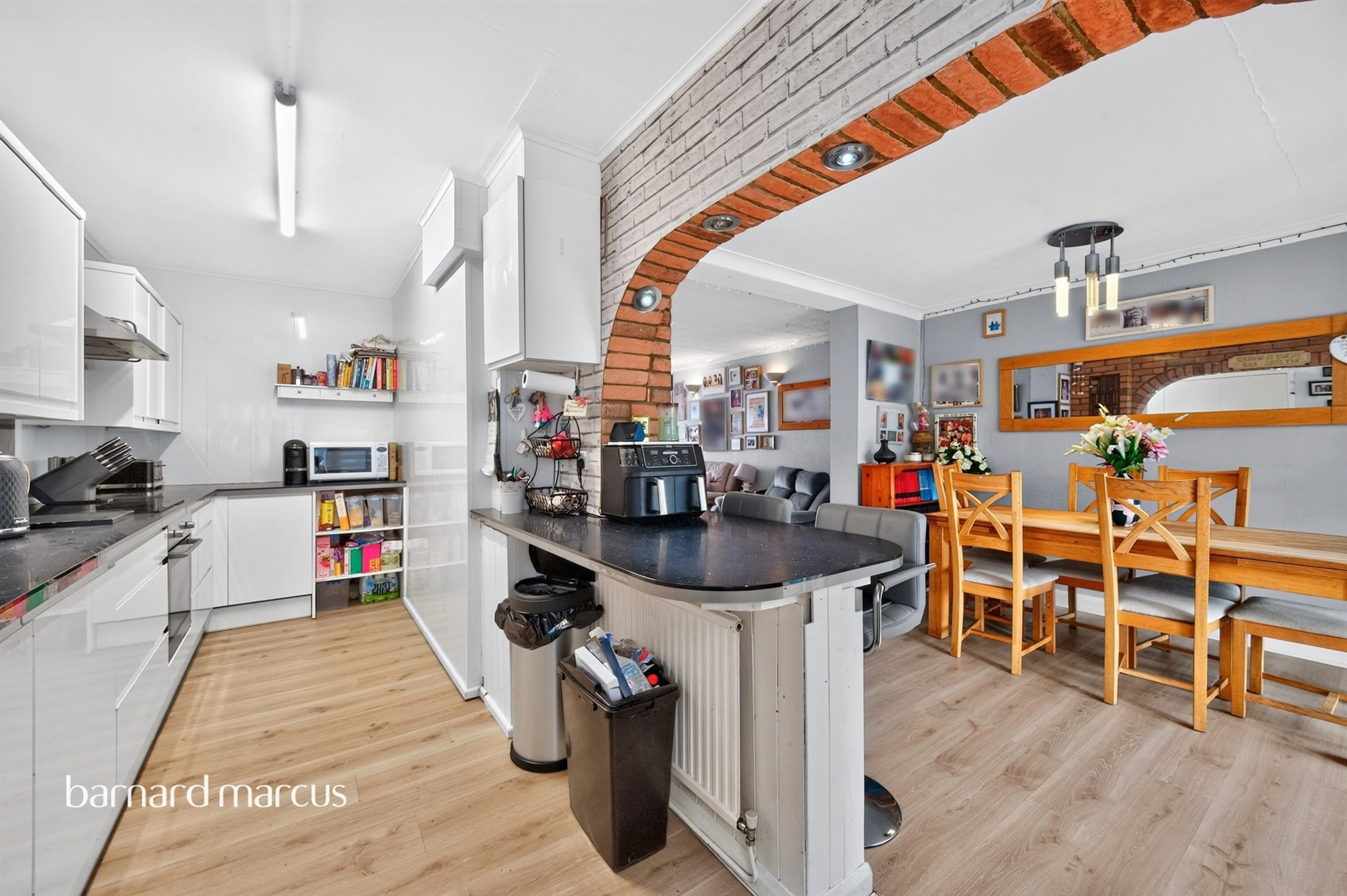Property at Hanover Avenue, Feltham