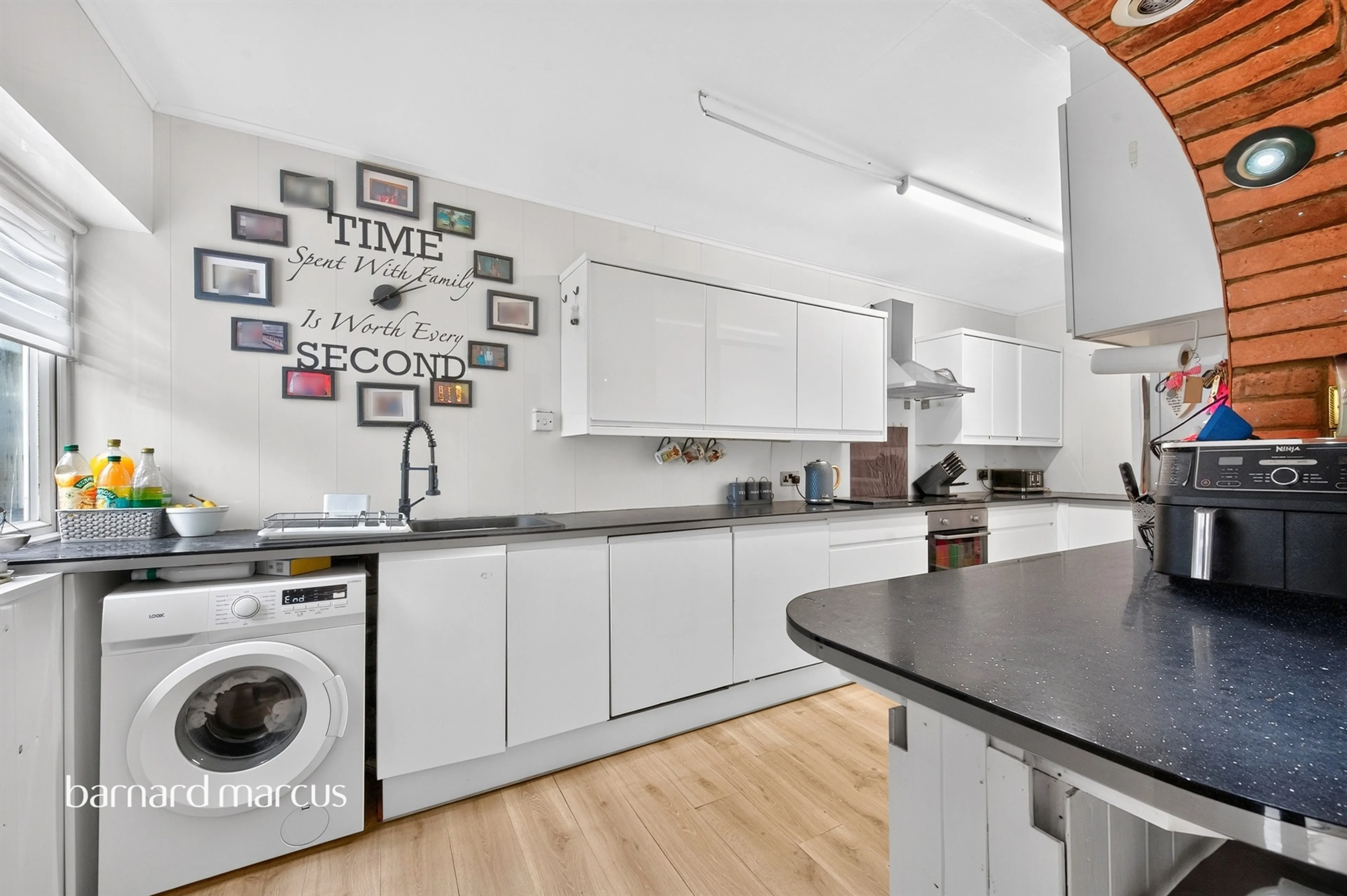 Property at Hanover Avenue, Feltham