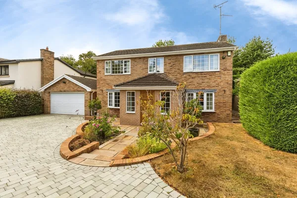 Green Park, Wrexham, LL13