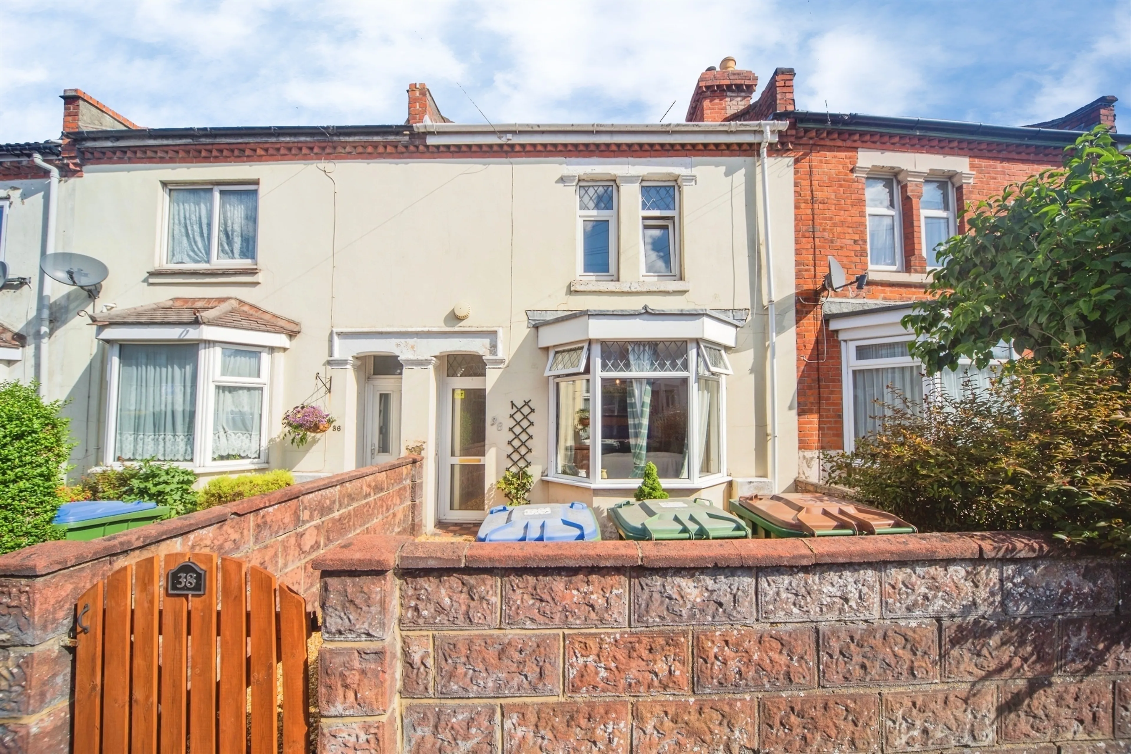 Property at Winchester Road, SOUTHAMPTON