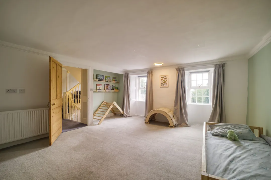 https://mr0.homeflow-assets.co.uk/files/photo/image/48134/0506/_x_/003A1638_HDR-36.jpg