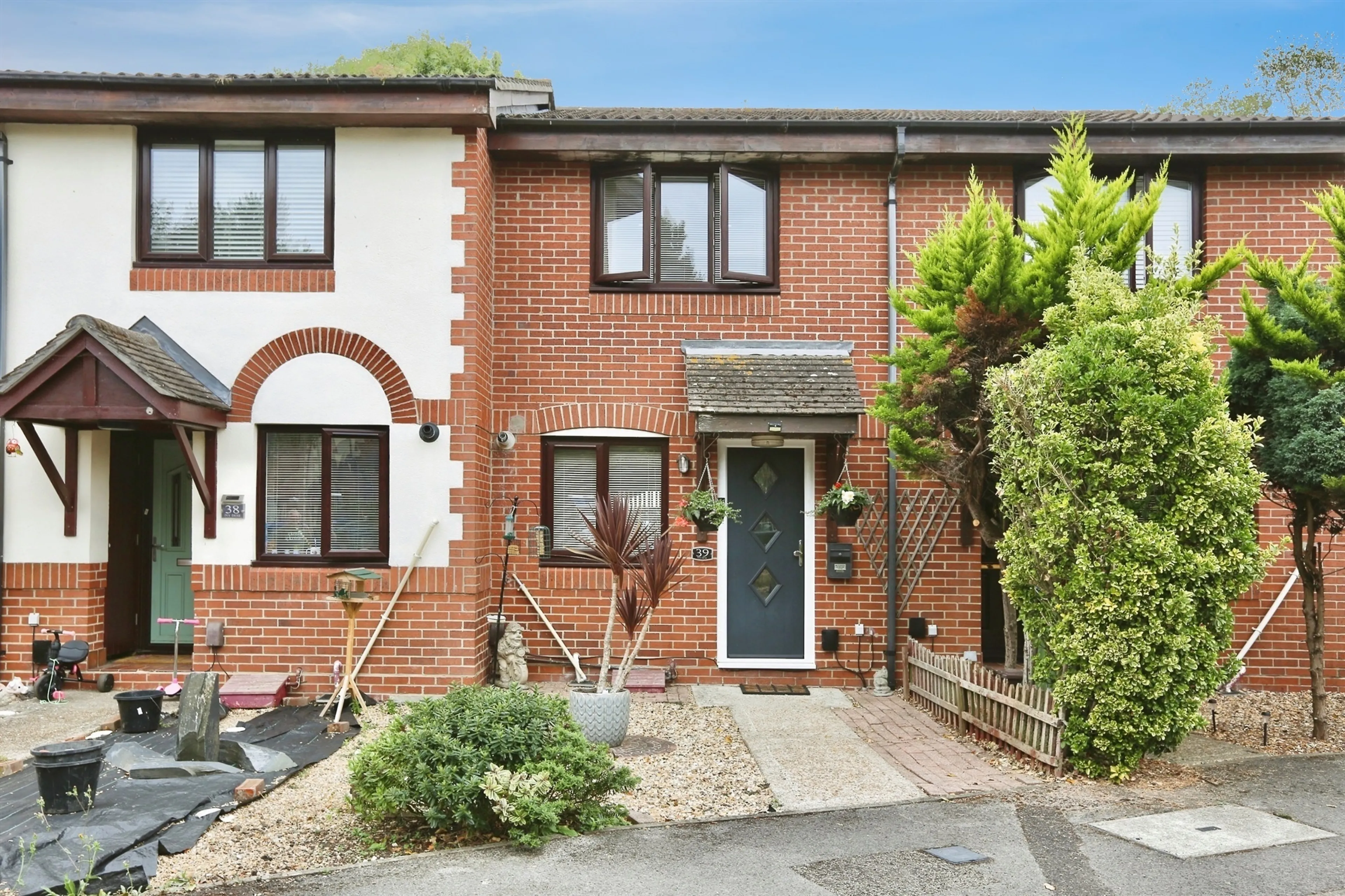 Property photo 0