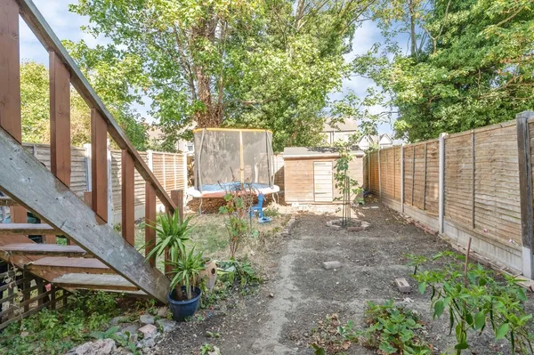 Brightwell Avenue, Westcliff-on-Sea, ...