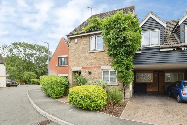 Retreat Way, Chigwell, Essex, IG7