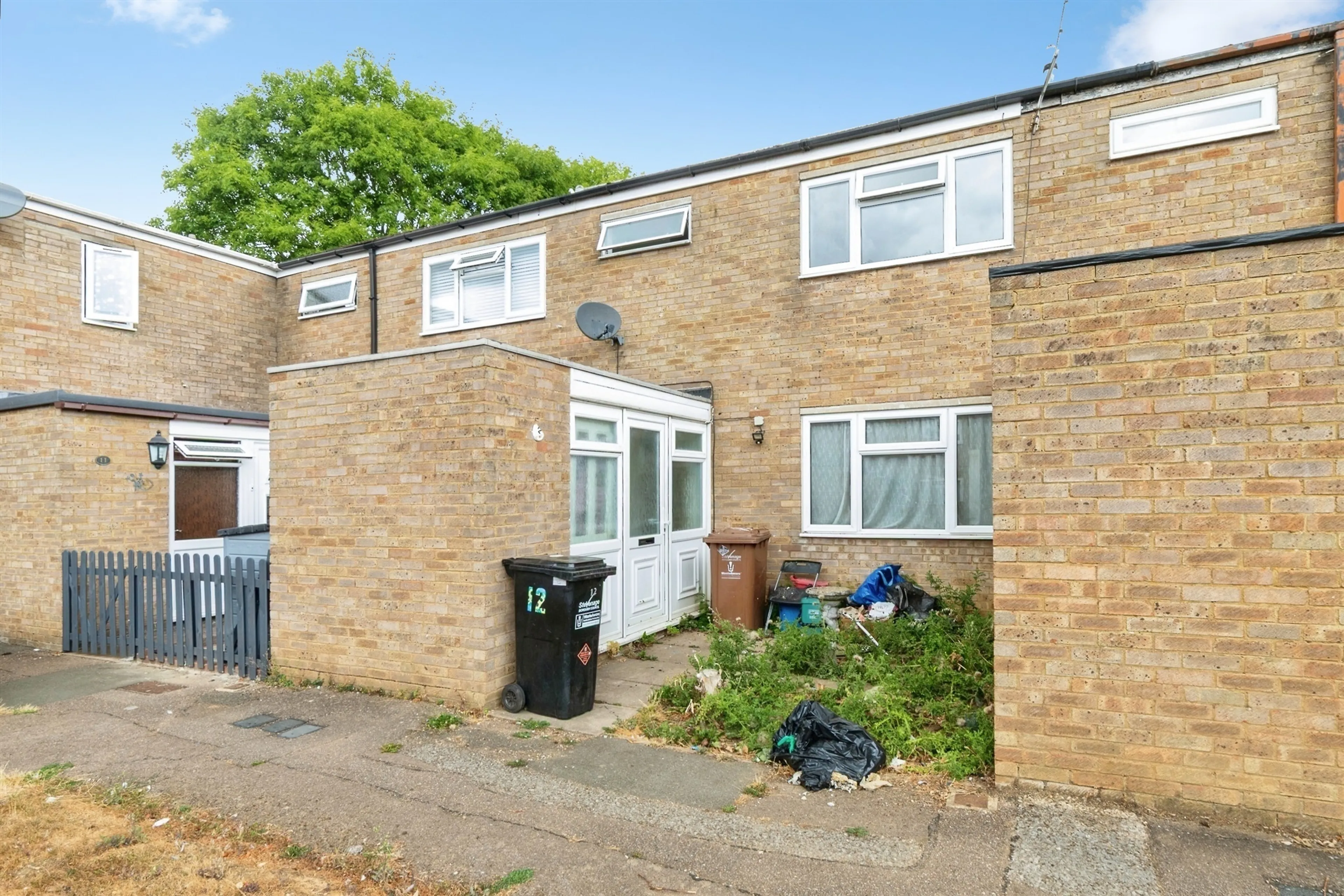 Property photo 0