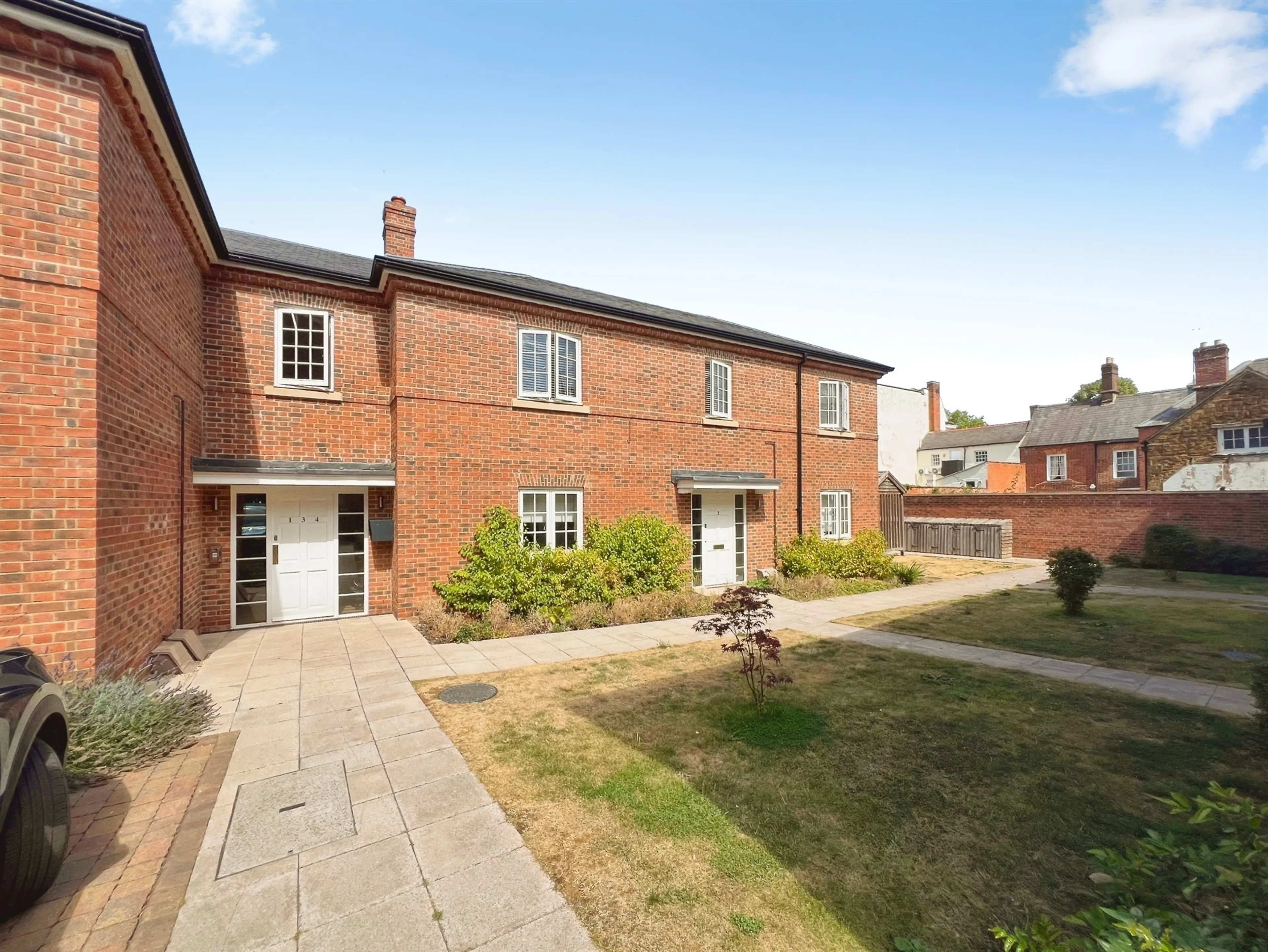 Property photo 0