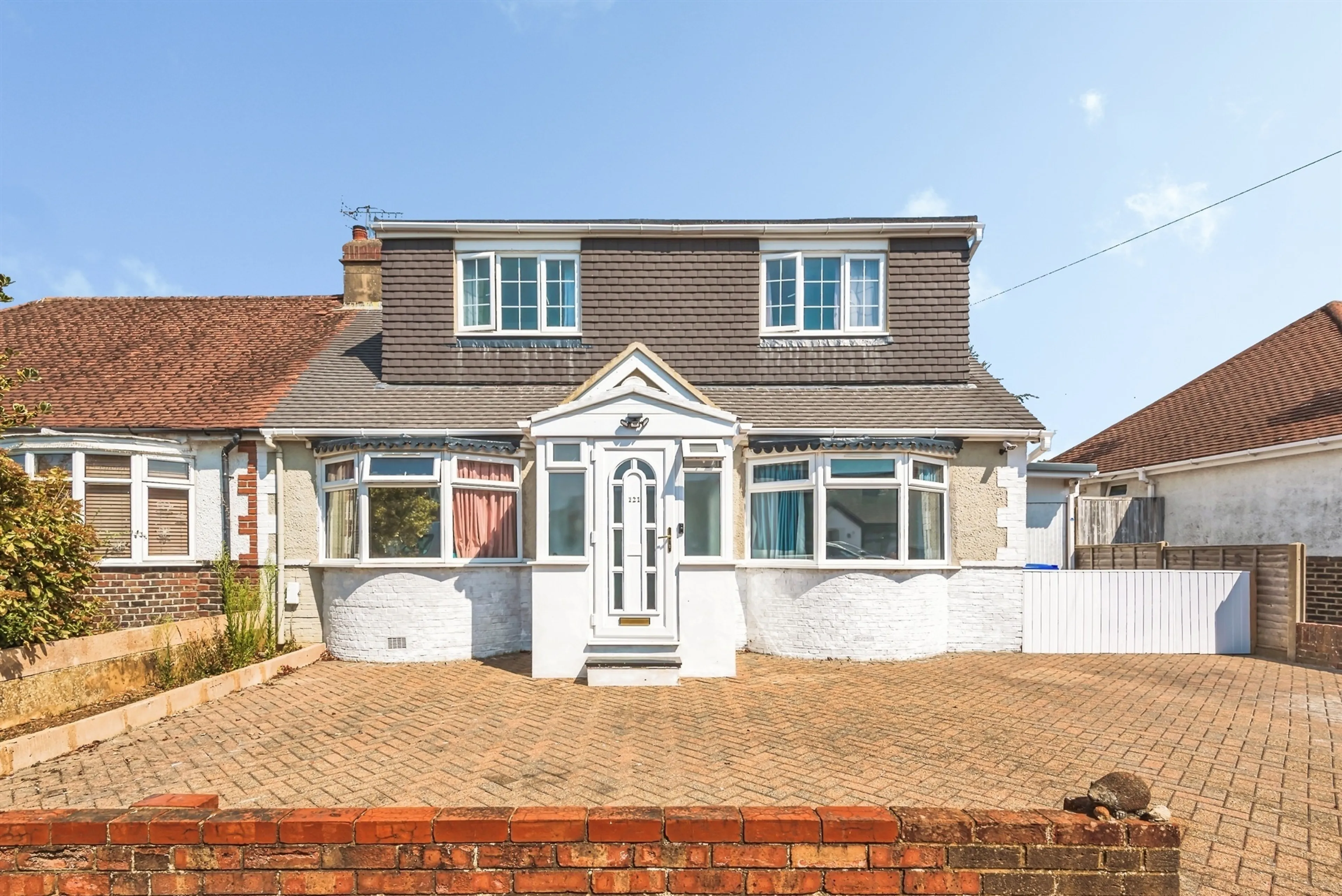 Property photo 0