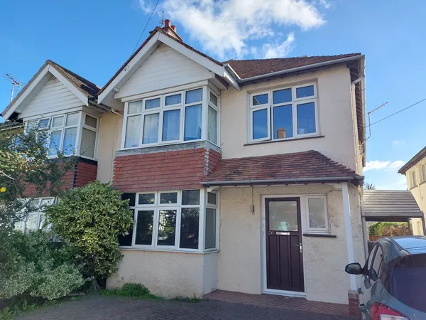 Room 8, Nyewood Lane, Bognor Regis