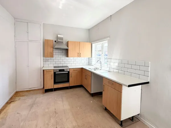 Emscote Road, Warwick