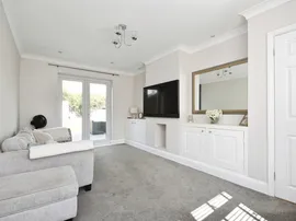 Carisbrook Road, Pilgrims Hatch, Brentwood thumb 2
