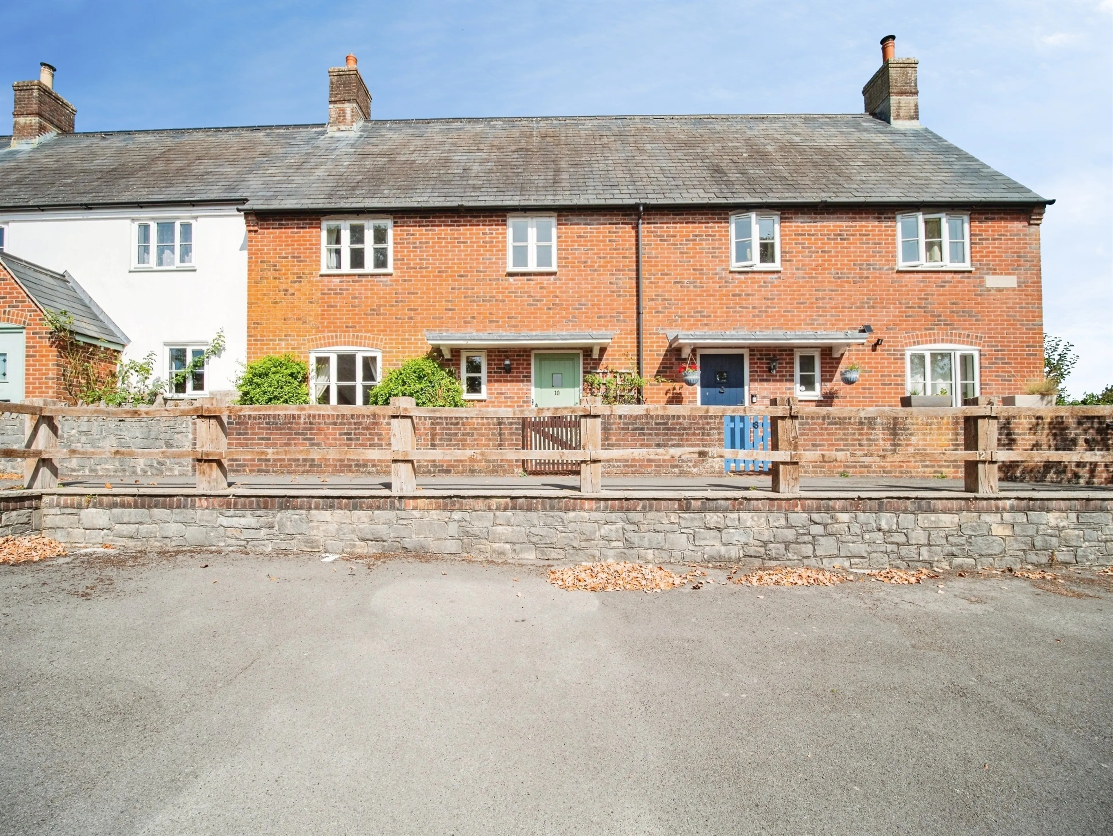 Property photo 0