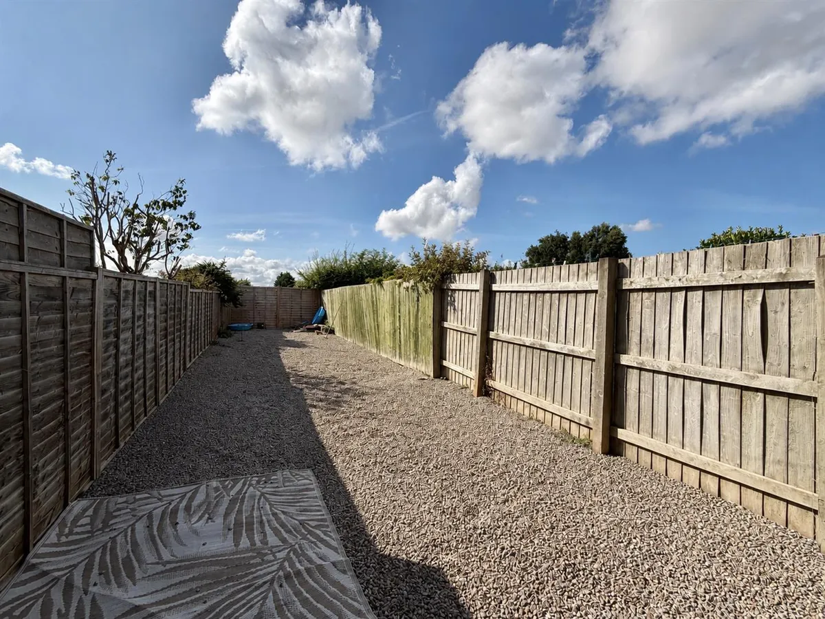 Roman Avenue South, Stamford Bridge, York