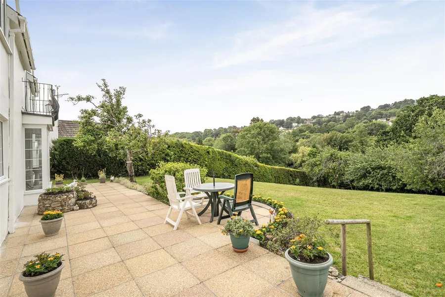 Property Image 16