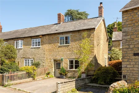 St. Mary Well Street, Beaminster, DT8
