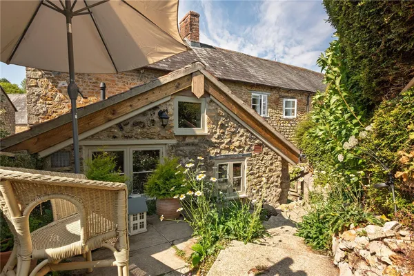 St. Mary Well Street, Beaminster, DT8 photo 2