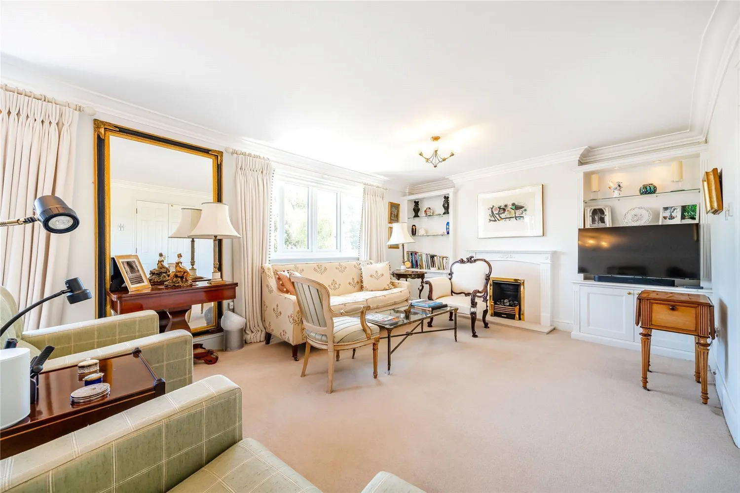 St Nicholas Crescent, Pyrford, GU22 photo 5