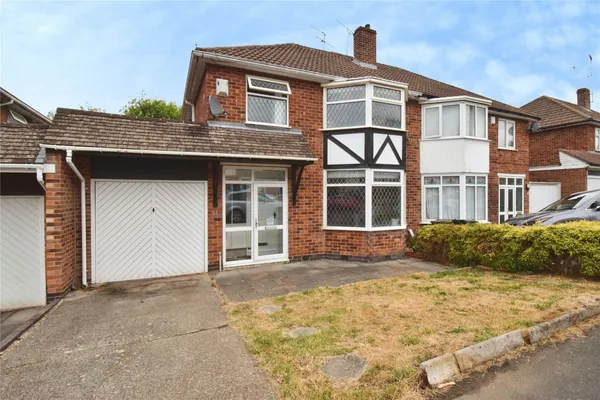 Greenbank Drive, Oadby, Leicester, Le...