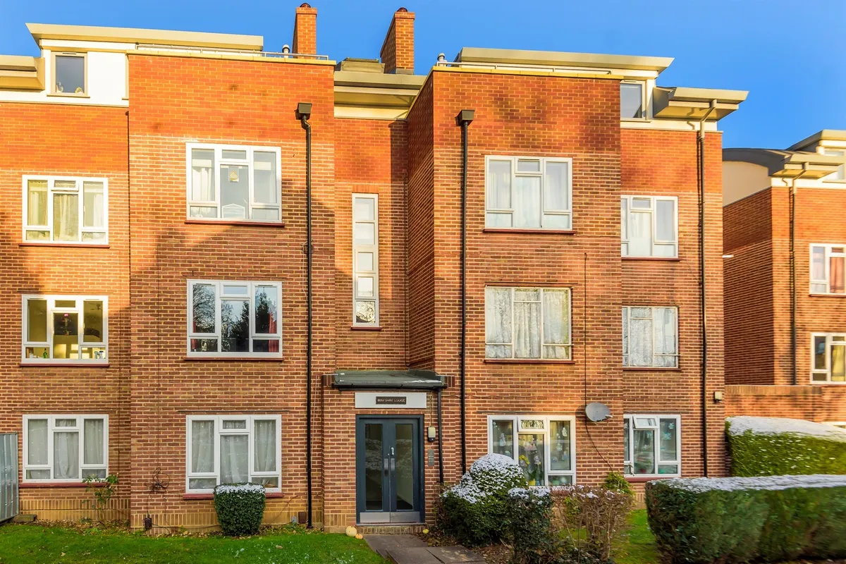Courtlands, MAIDENHEAD