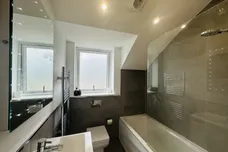 Courtlands, MAIDENHEAD