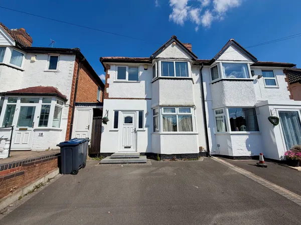 Woodvale road, Hall Green, B28