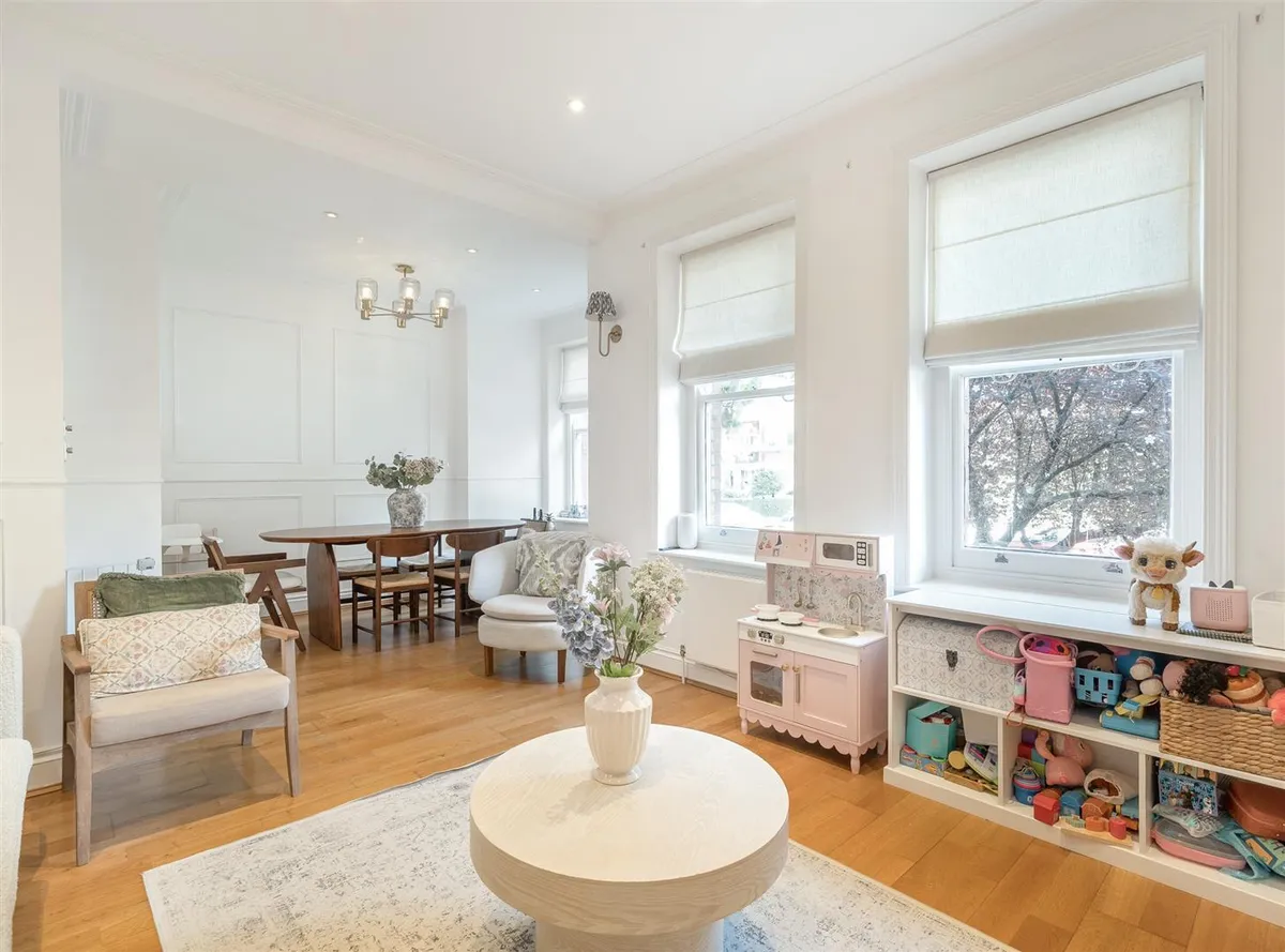 Elgin Avenue, London W9