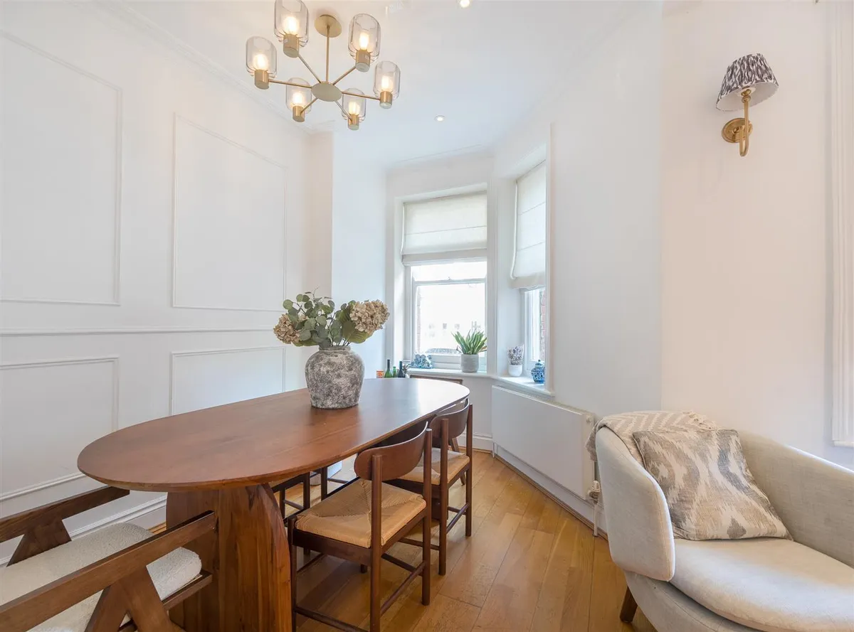 Elgin Avenue, London W9