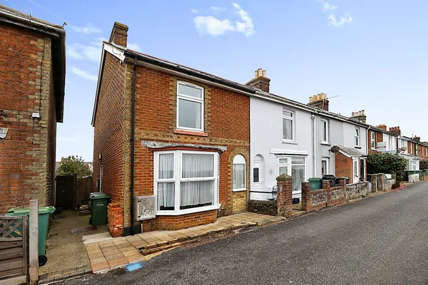 Heytesbury Road, Newport