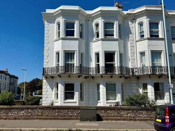 Brighton Road, Worthing, BN11