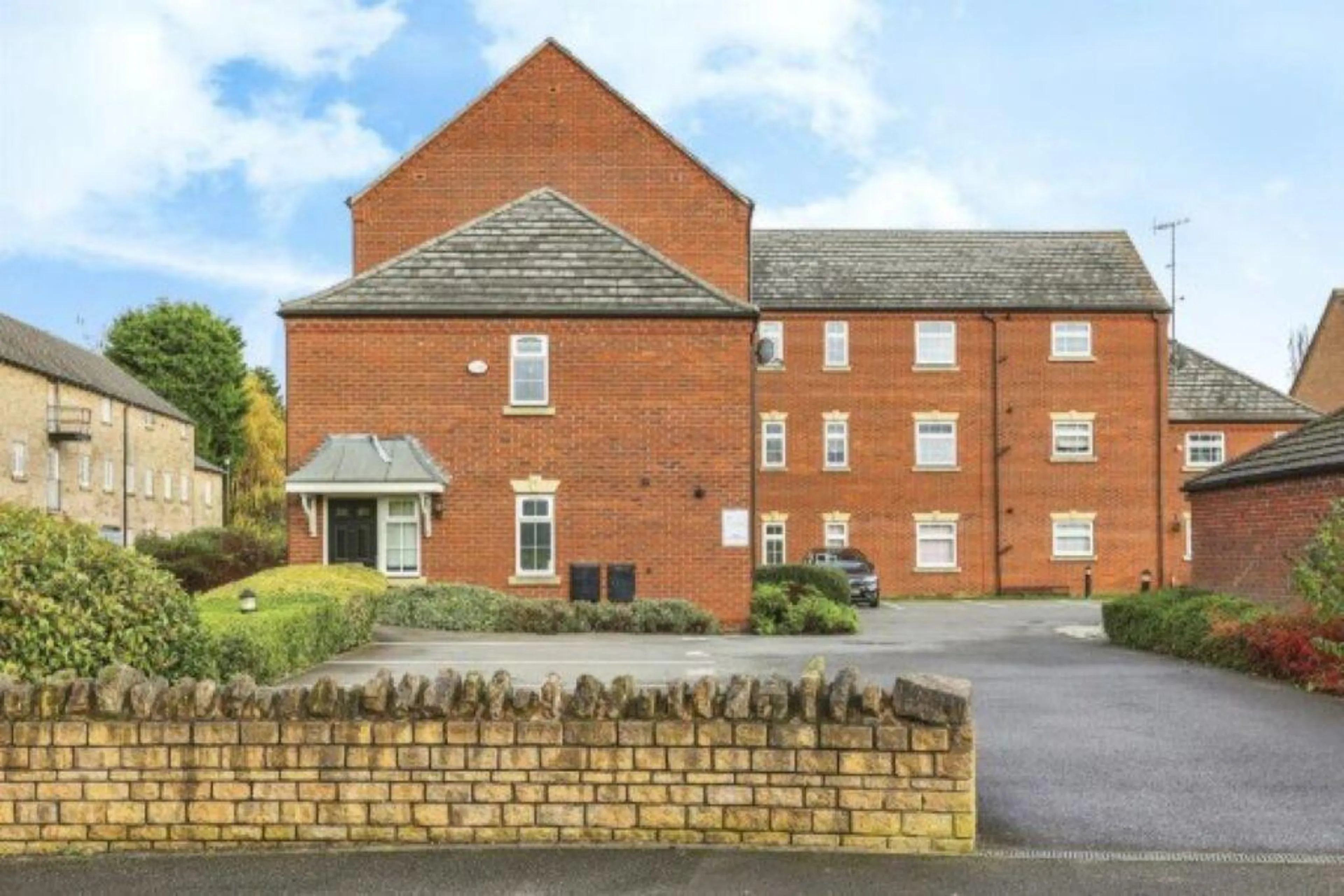 Property photo 0