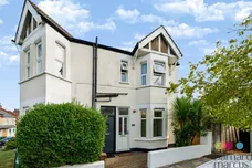 Pembroke Road, London
