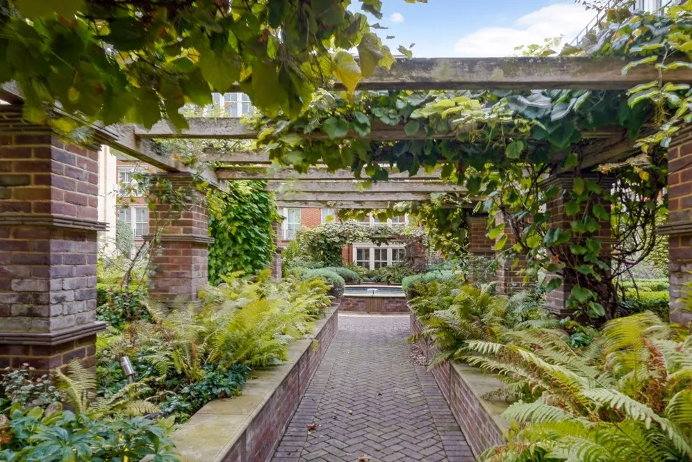 Coleridge Gardens London SW10 photo 4