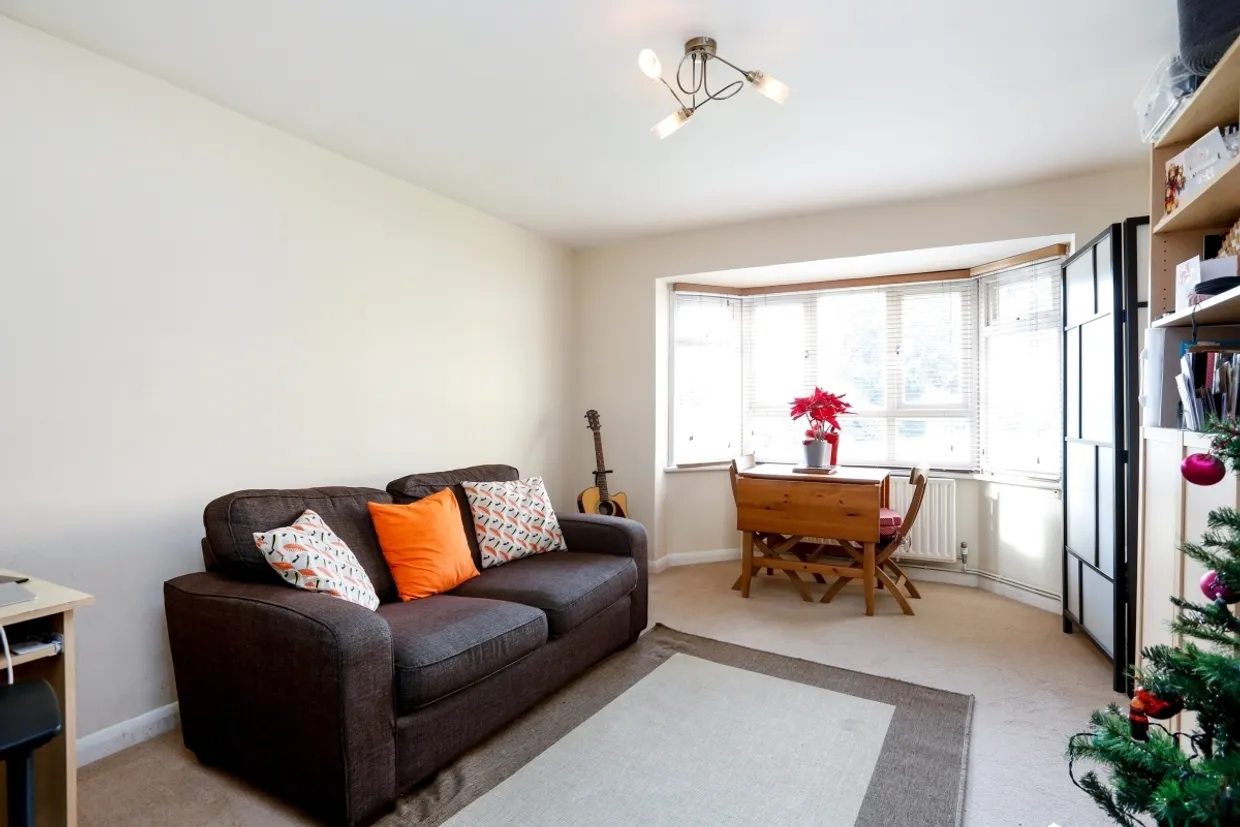 Claremont Road, Surbiton, KT6 photo 5