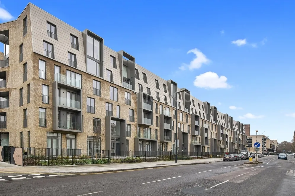 Kilburn Park Road London NW6 photo 7