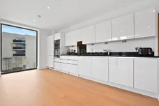 Kilburn Park Road London NW6 photo 8
