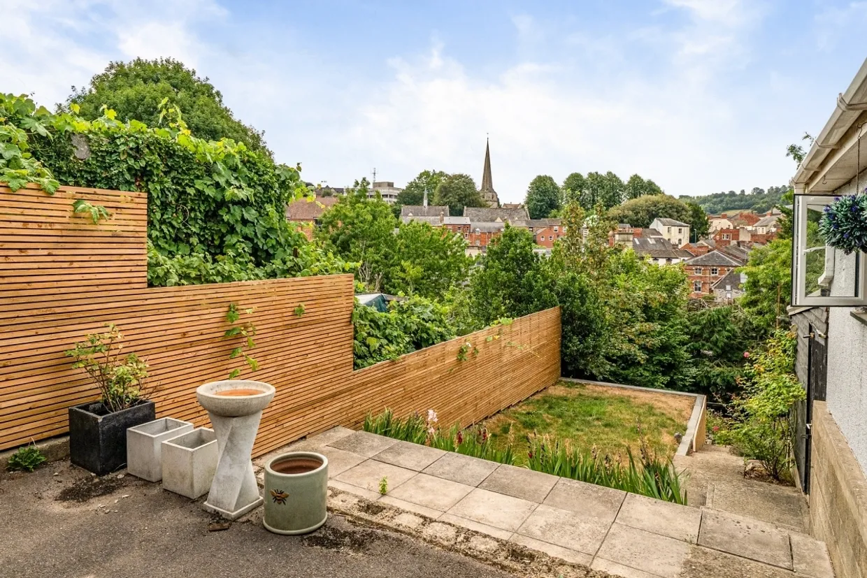 Folly Lane Stroud GL5 photo 13