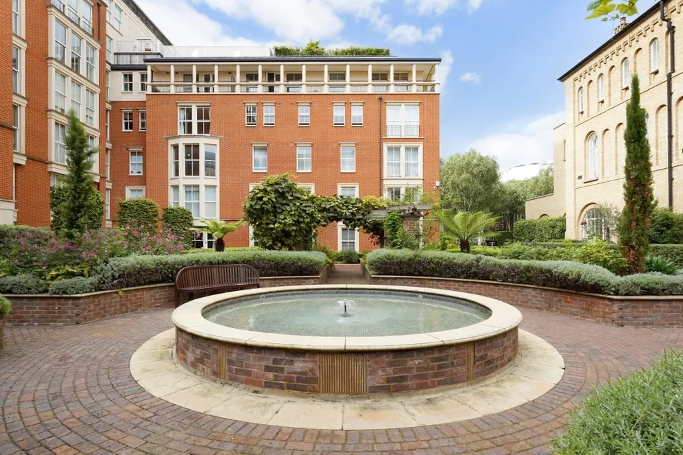 Coleridge Gardens London SW10 photo 13