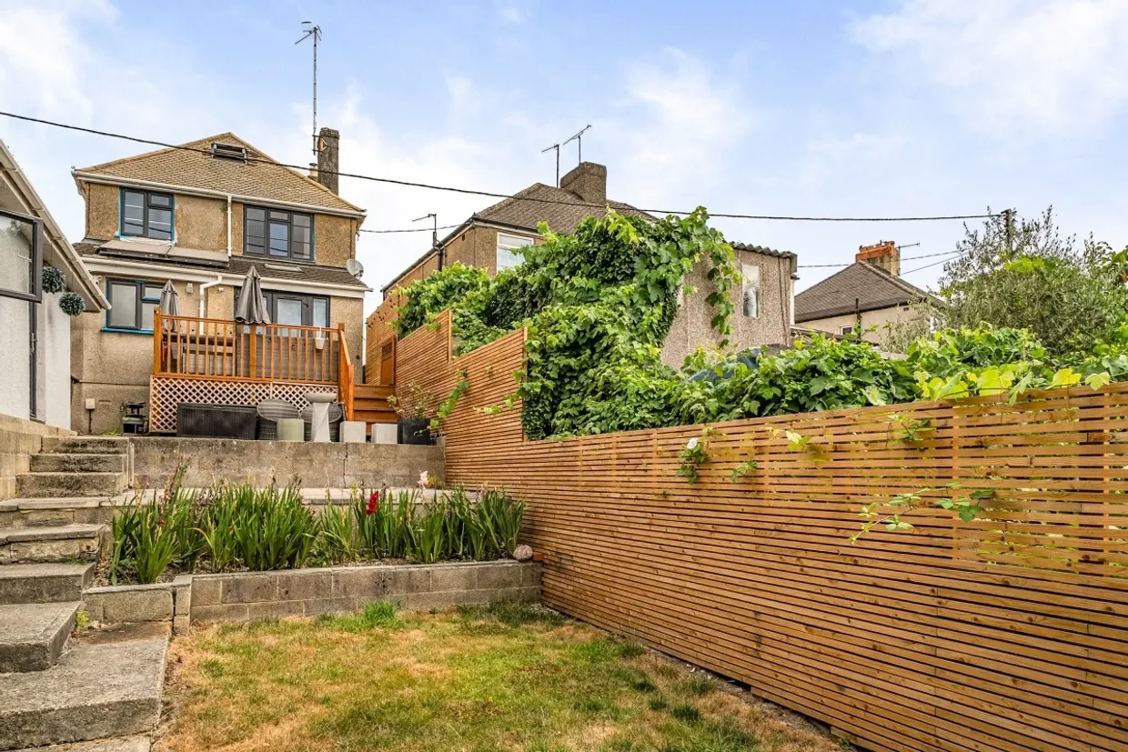 Folly Lane Stroud GL5 photo 16