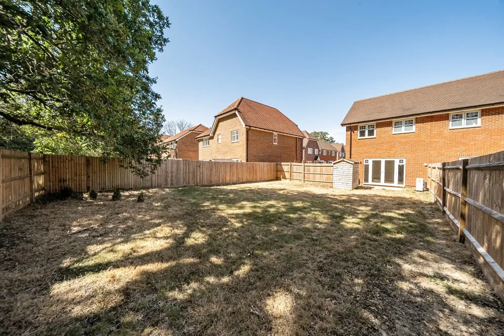Hollyview Close Loxwood RH14 0GA photo 10