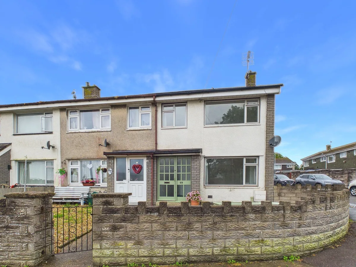 Eagleswell Road, Boverton, CF61