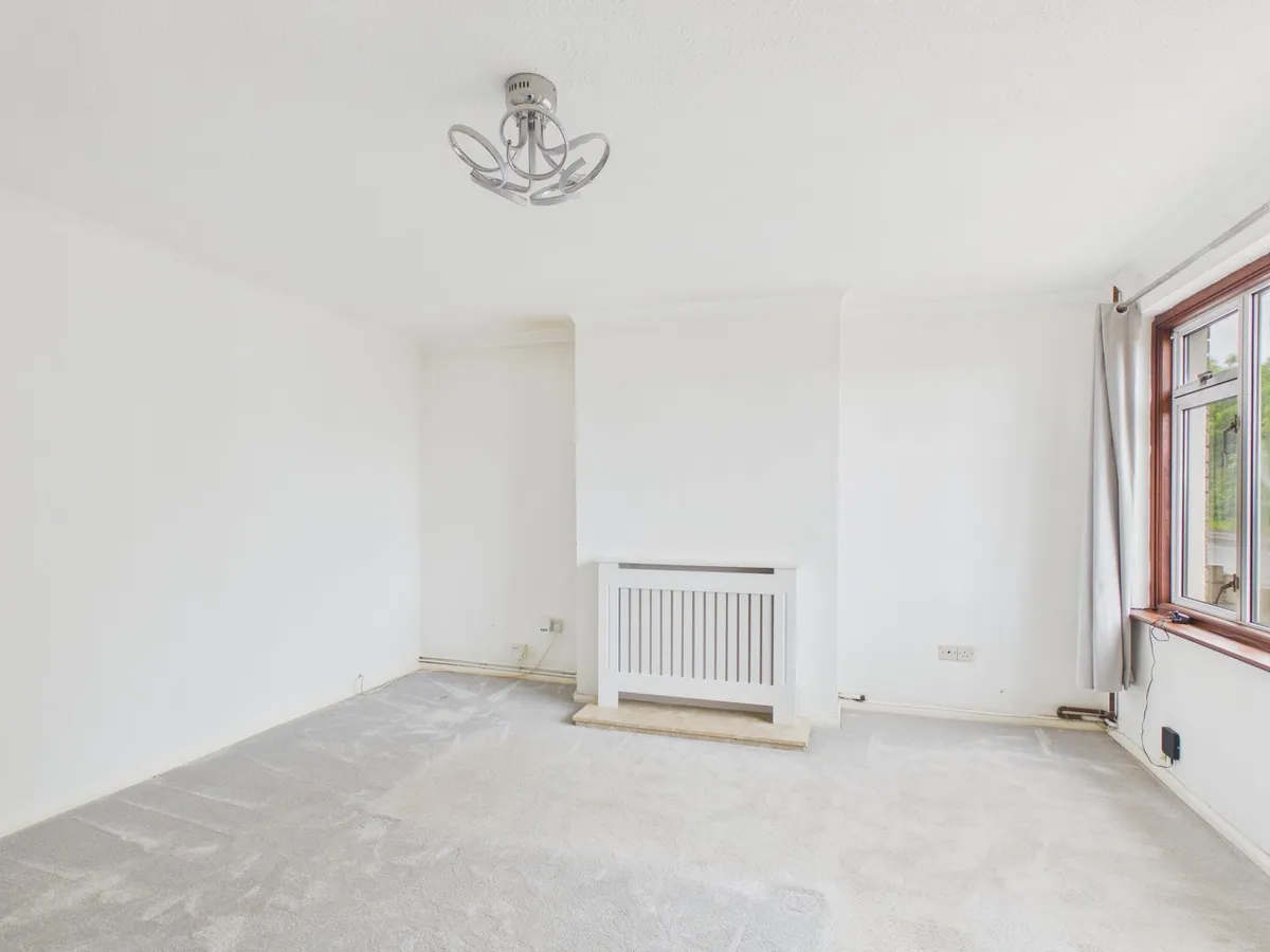 Eagleswell Road, Boverton, CF61