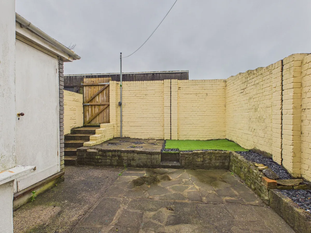 Eagleswell Road, Boverton, CF61