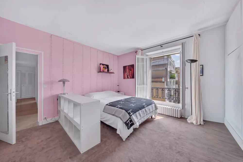 Paris 7th (Saint-Thomas-d'Aquin), 75007, France