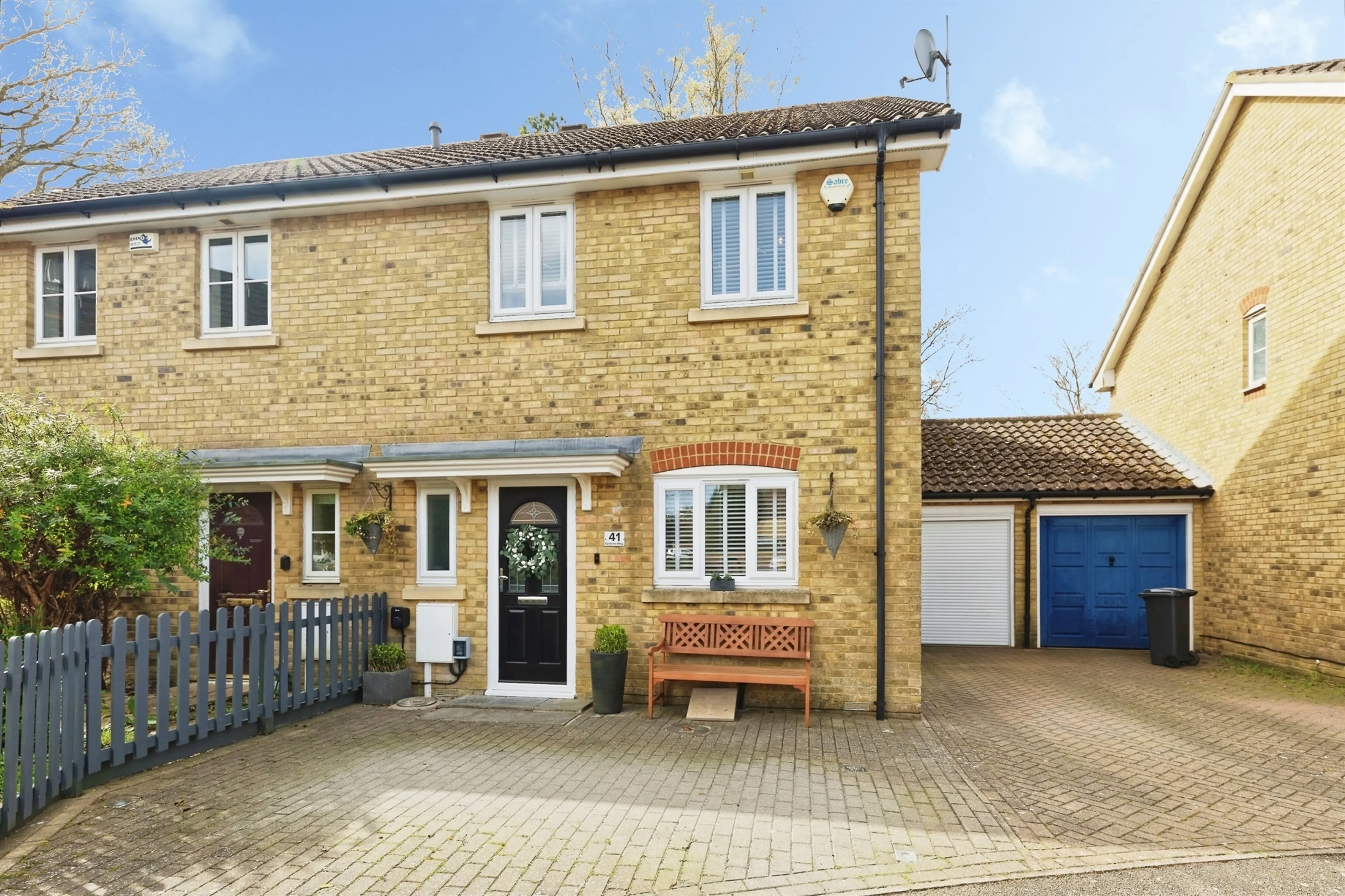 Property photo 0
