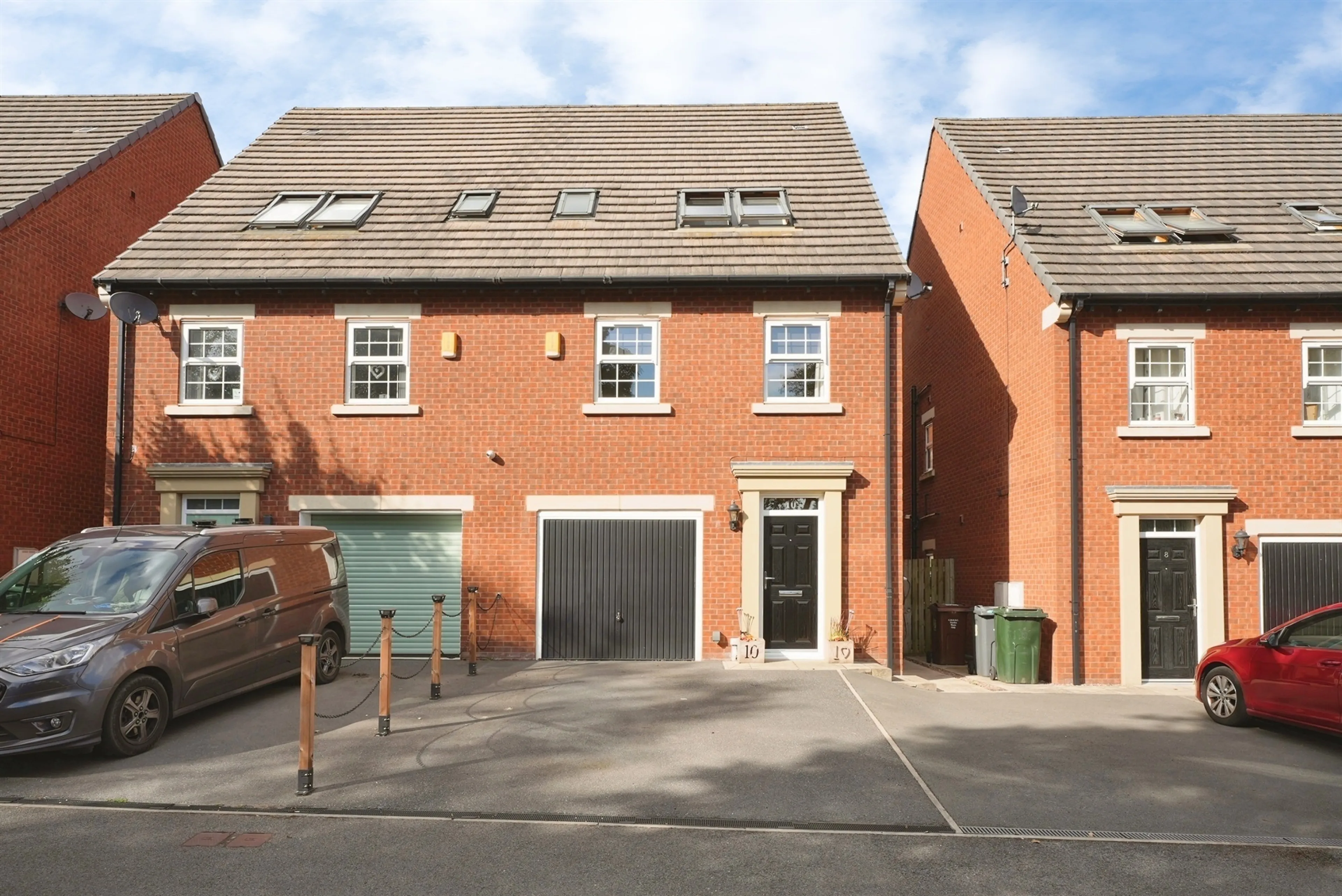 Property at Mayfield Avenue, Wyke, Bradford