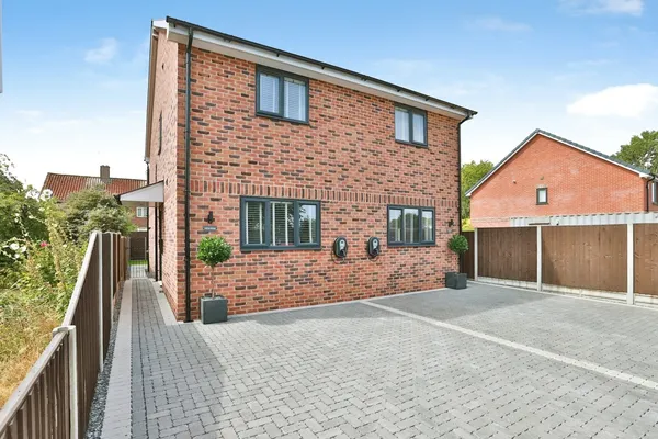 Lewis House - Brook Road, Wimborne, D...