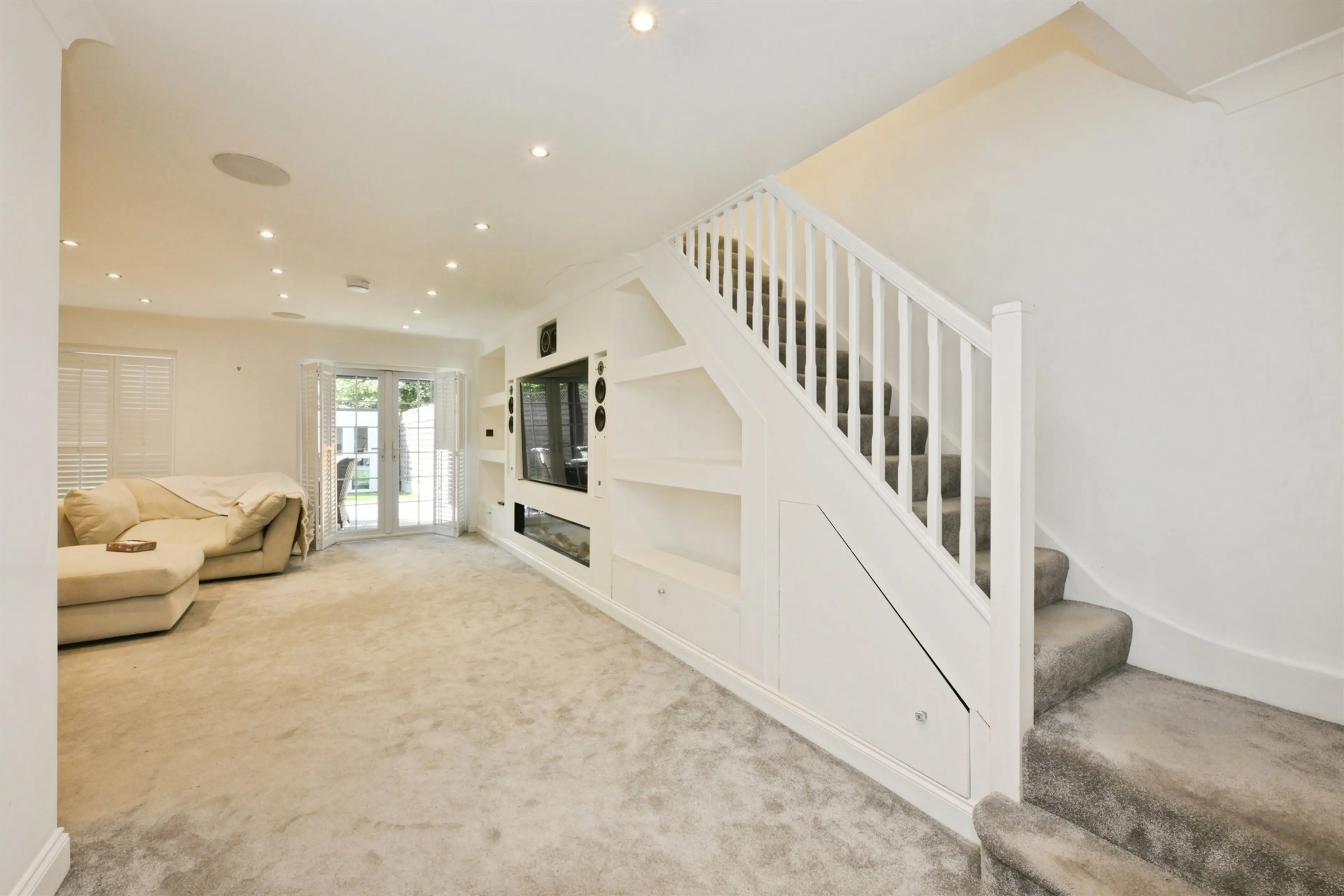 Property at Lilliards Close, Hoddesdon